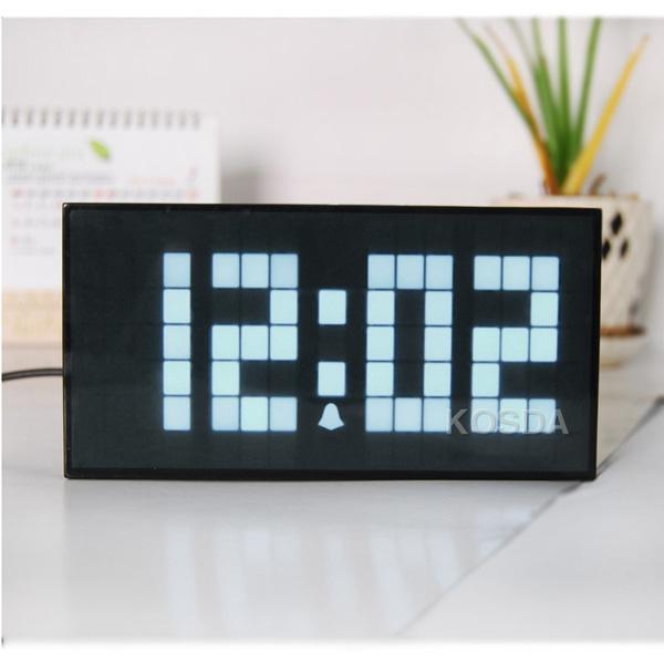 Modern Design Big Font Cuboid Plastic Shell Led Alarm Clock Electronic Snooze Alarm Table Clock Office Colorful Desk Clock