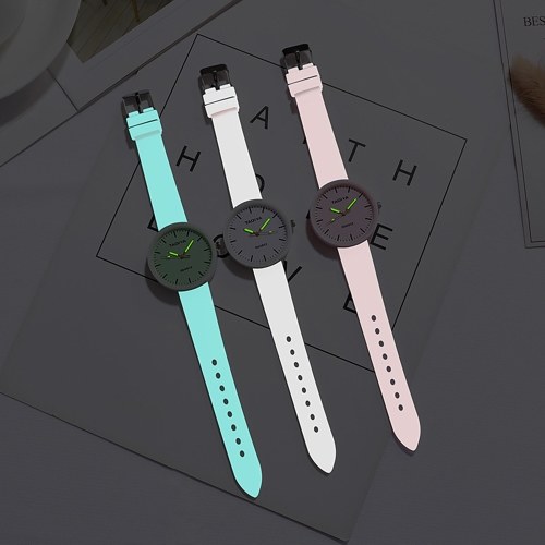 Jane Shuo Harajuku Tendencia de la moda Cultura Explosión Reloj luminoso de silicona Pareja de estudiantes coreanos Reloj iluminado de silicona verde