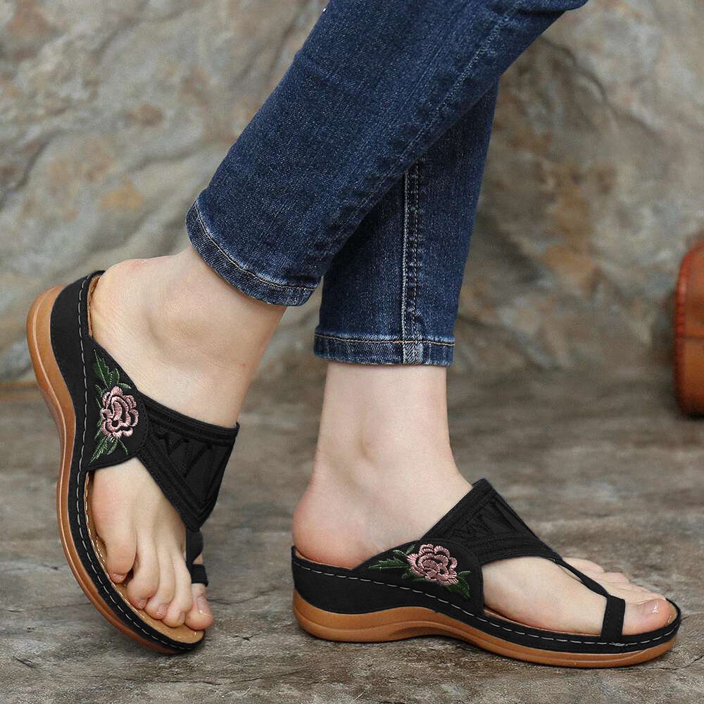 Noracora Slippers Embroidery Open Toe Black Slippers