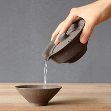 1 Set of Ceramic Japanese Tea Cup Set Portable Travel Tea Set Kung Fu Tea Cup 1 Pot 2 Cups Home Office Retro Drinking Set Gift