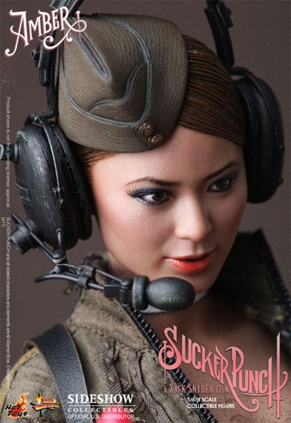 Amber Figure (1:6 scale by Hot Toys 901491)