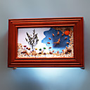 marco de madera con la luz del reloj de pared del fondo marino