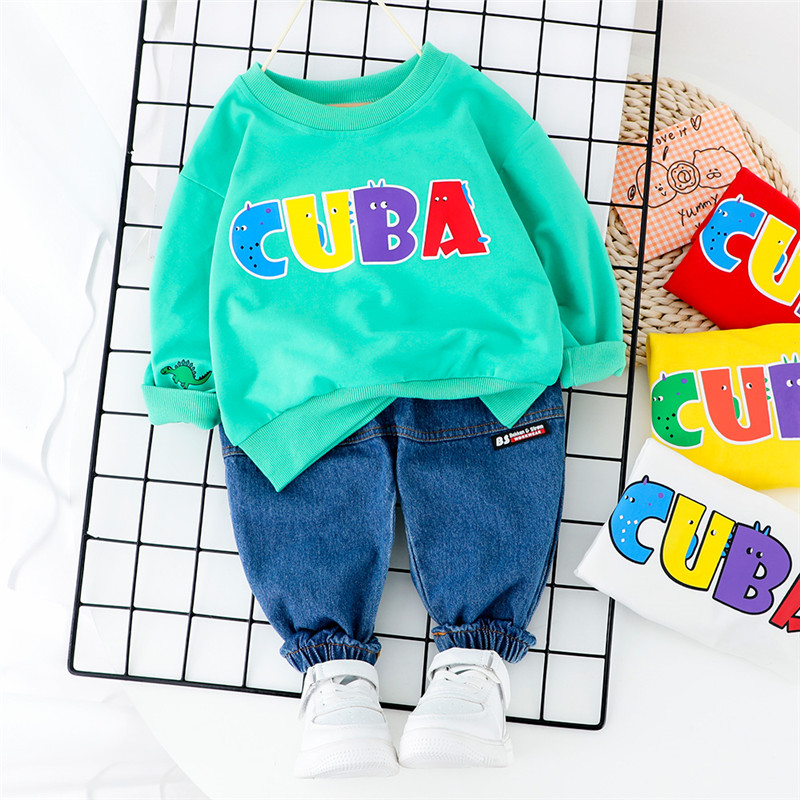 Baby Boy Letter Print Top and Solid Jeans Set