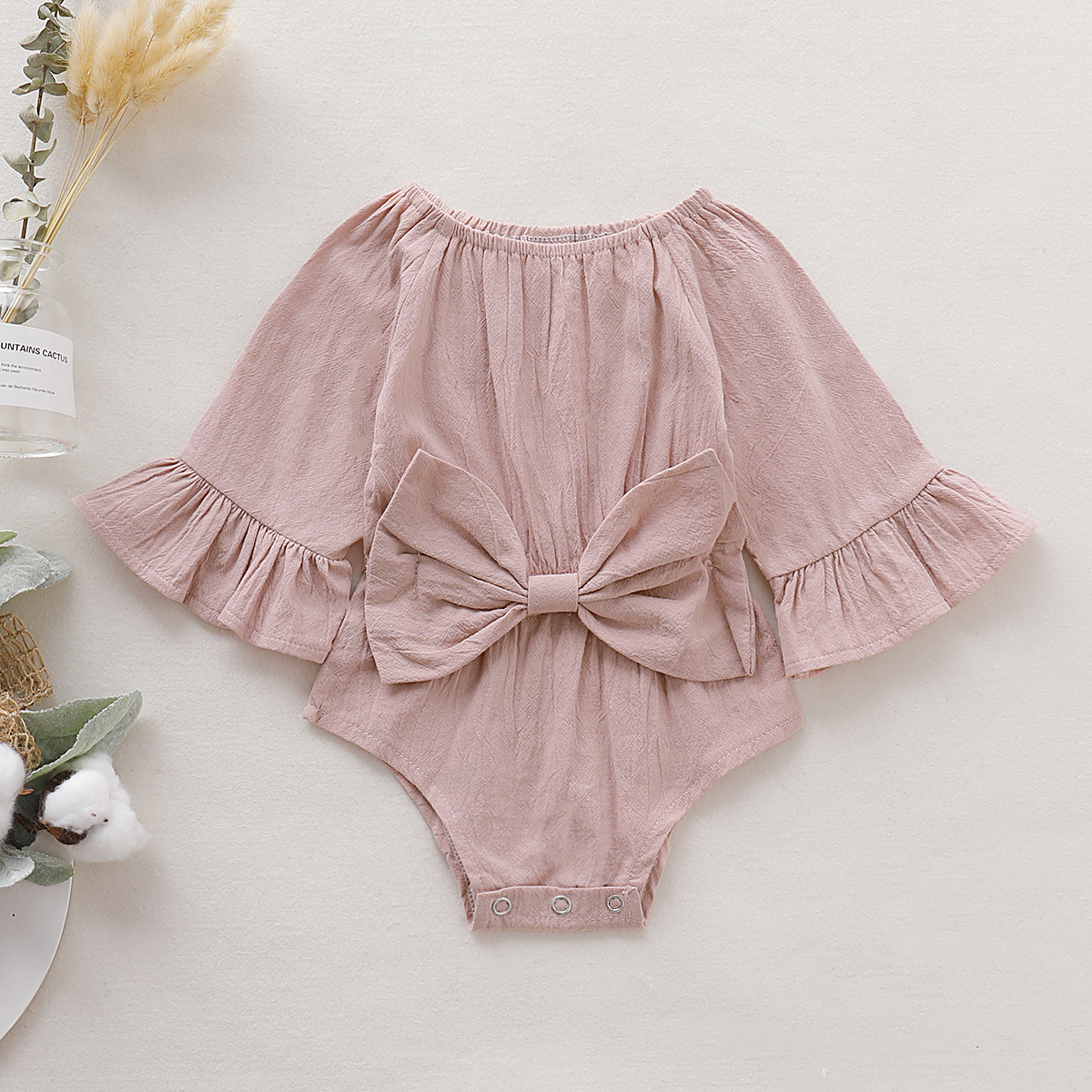 Baby Girl Fashionable Solid Style Bowknot Decor Long-sleeve Romper