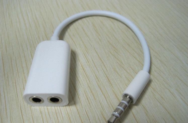 500pcs/lot 3.5mm Audio Earphone Adapter Y Splitter Cable 1 male 2 female for ipod iPhone 4 4s 3GS Touch M9