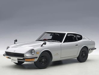 Nissan Fairlady Z432 (1969) Diecast Model Car