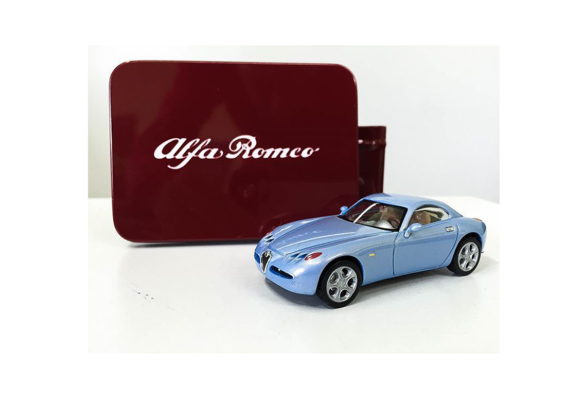 Alfa Romeo Nuvola Azzurro Concept in Metallic Blue (1:43 scale by Ex Mag HK798)